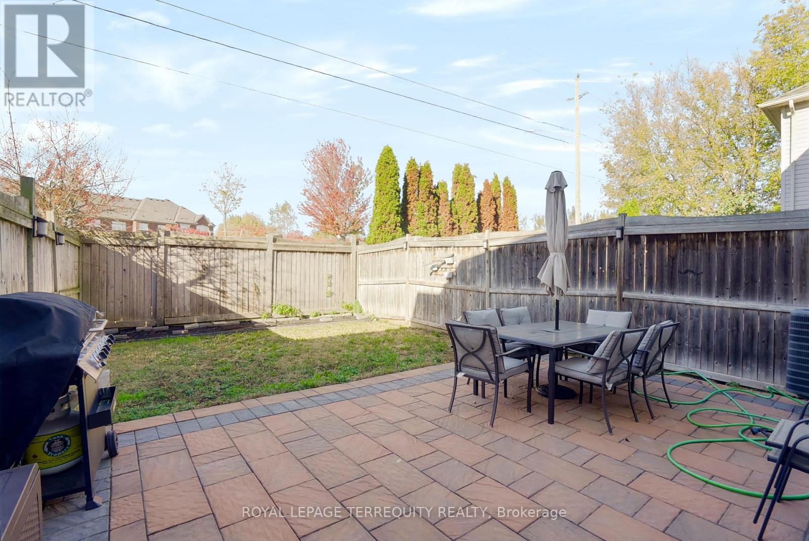 19 - 253 Sprucewood Crescent W, Clarington, Ontario  L1C 0G6 - Photo 19 - E14099984