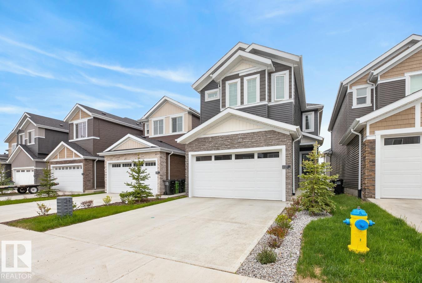3227 Magpie LI NW