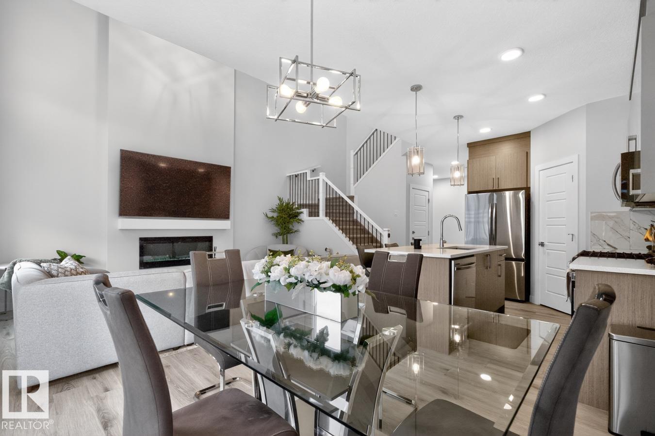 3227 Magpie LI NW