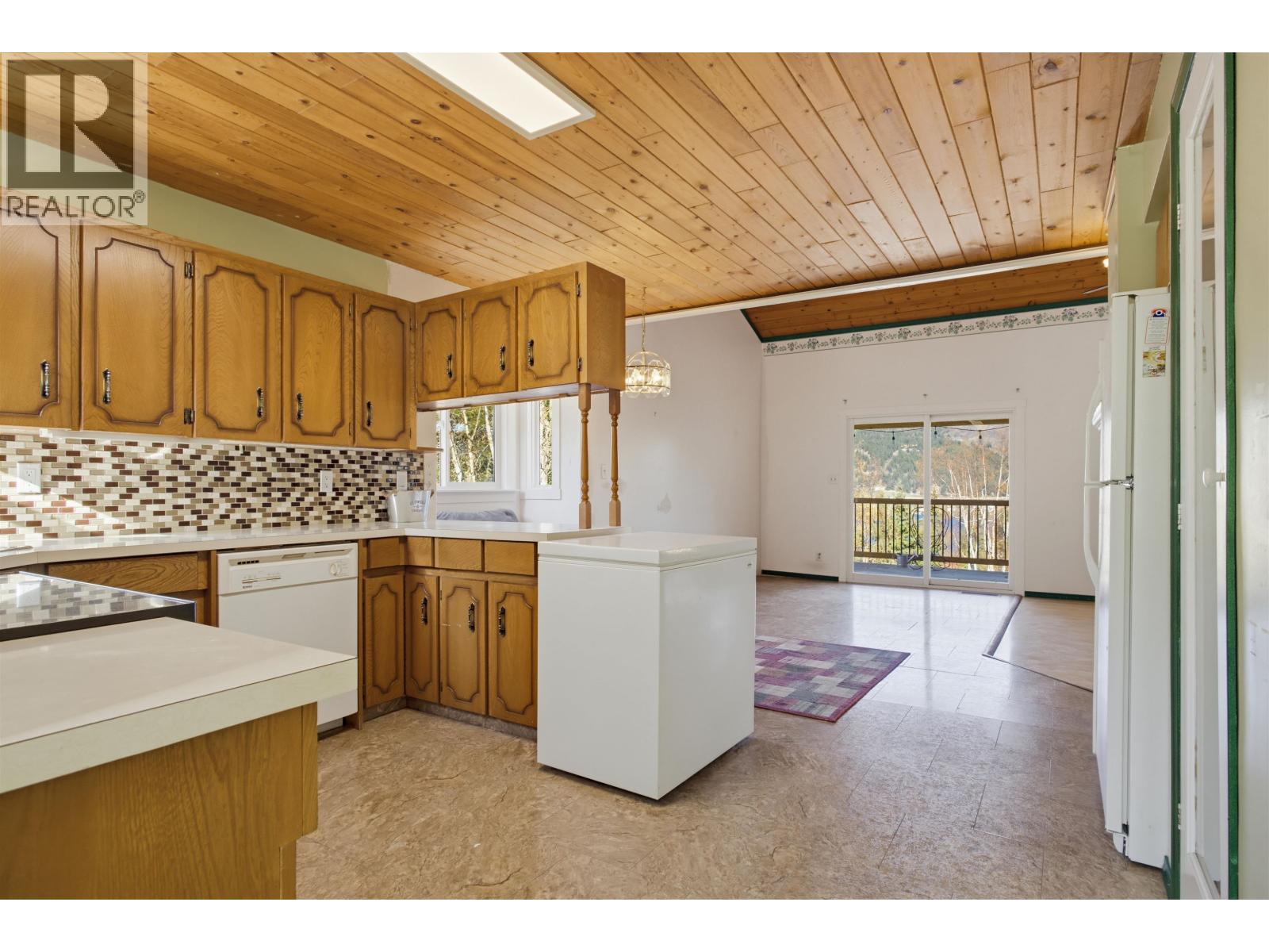 2134 South Lakeside Drive, Williams Lake, British Columbia  V2G 5G4 - Photo 7 - R3177147
