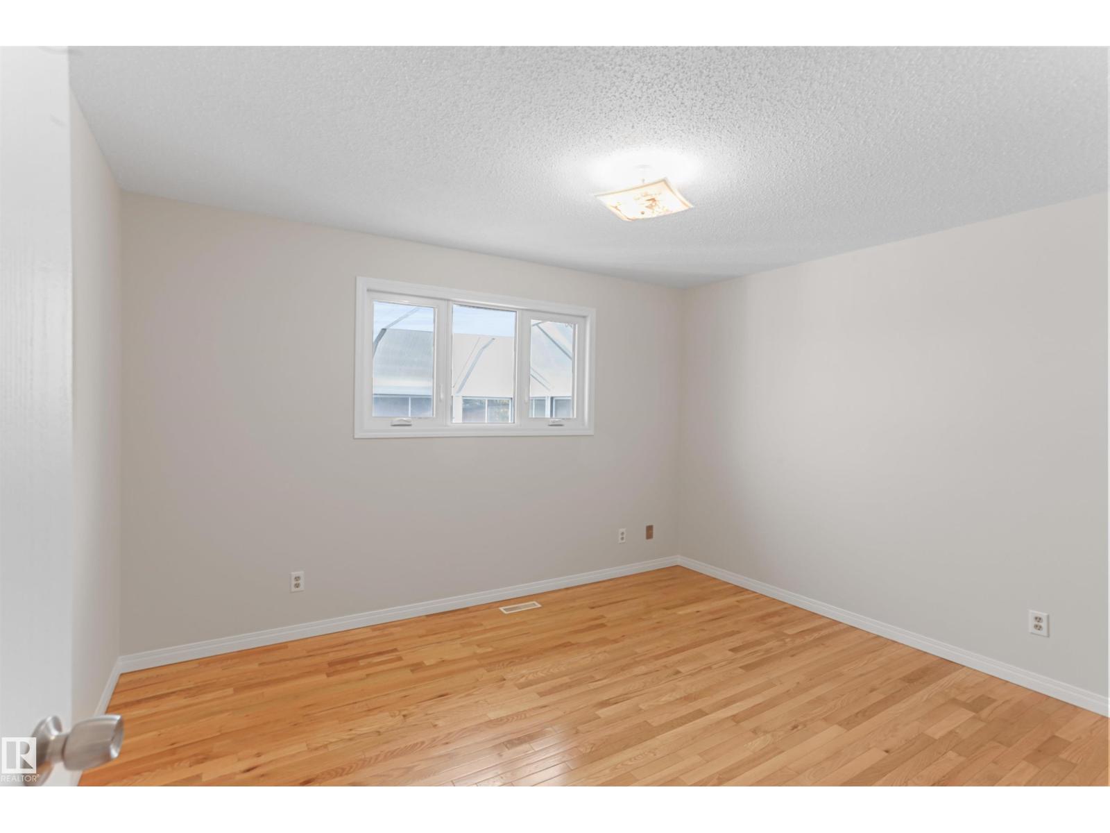48 PIPESTONE DR