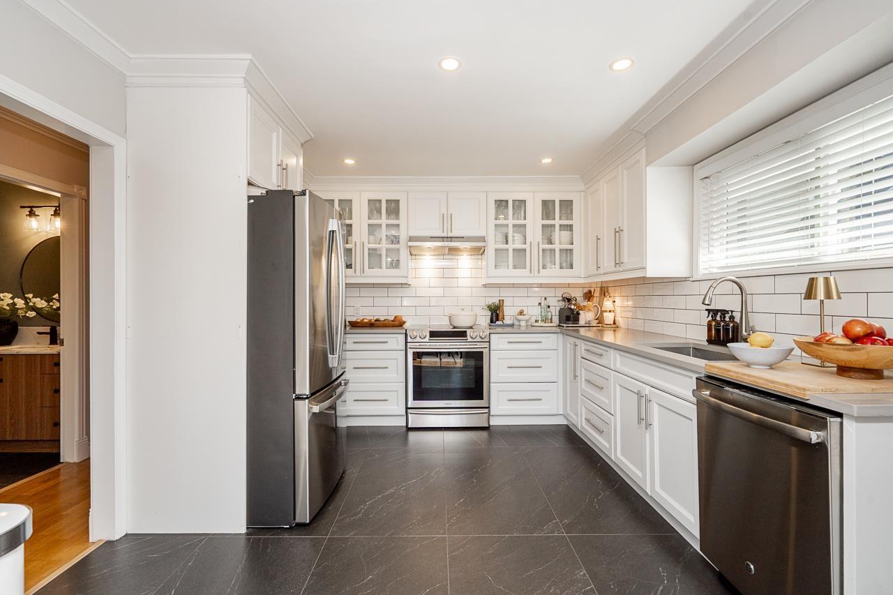 5846 180 Street, Surrey, British Columbia  V3S 4L1 - Photo 10 - R3176432