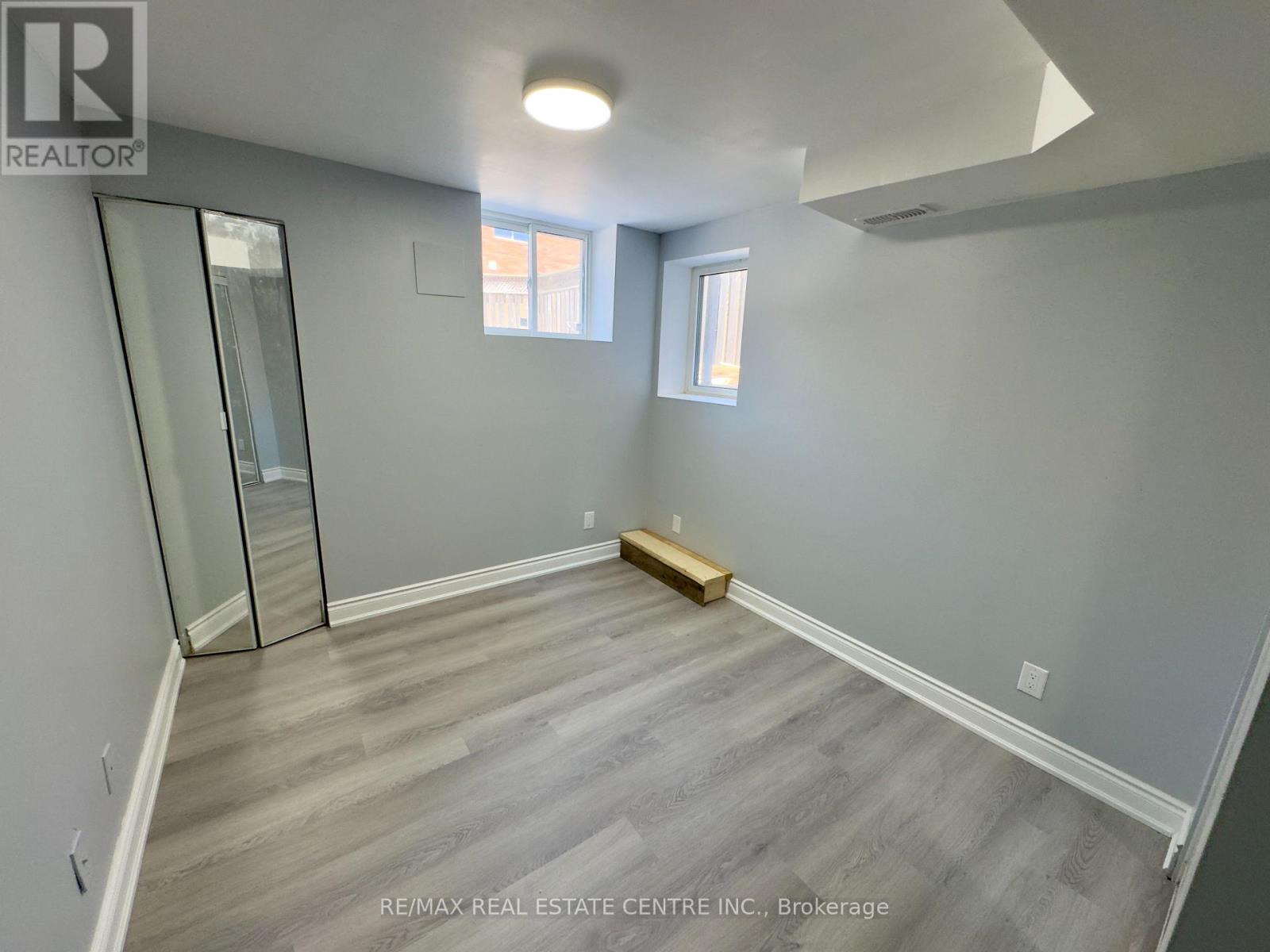 Bsmt. - 5983 Sidmouth Street, Mississauga, Ontario  L5V 2Z5 - Photo 12 - W14099888