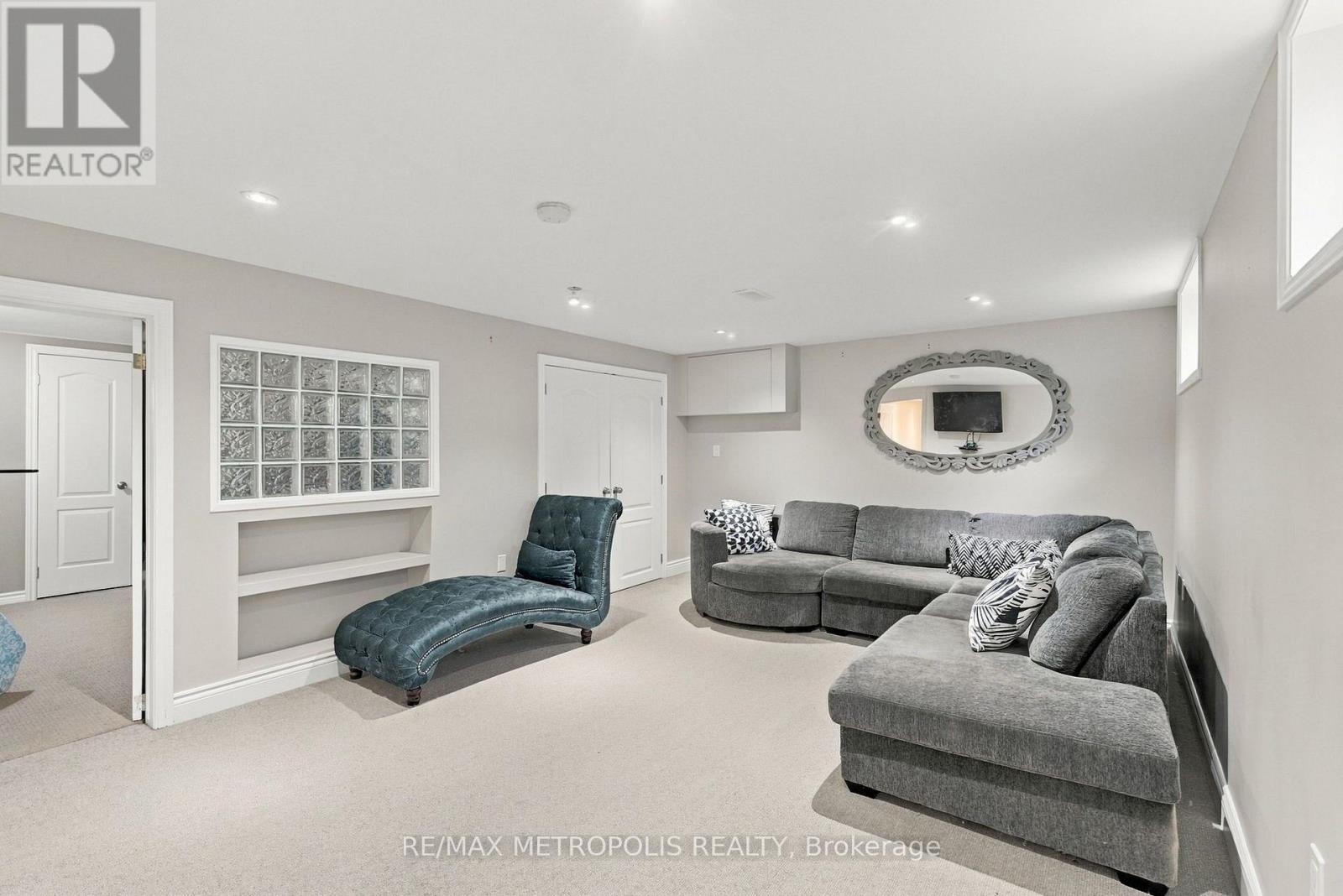 1228 Elgin Crescent, Oakville, Ontario  L6H 2J7 - Photo 35 - W14099932