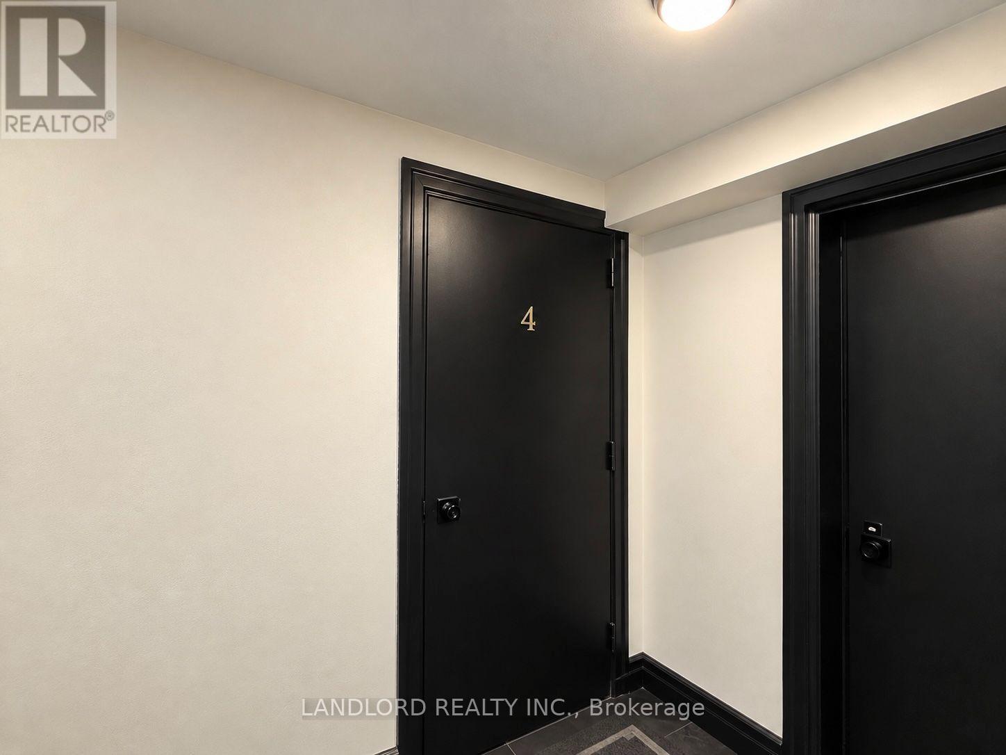 4 - 121 Sorauren Avenue, Toronto, Ontario  M6R 2E3 - Photo 21 - W14099934
