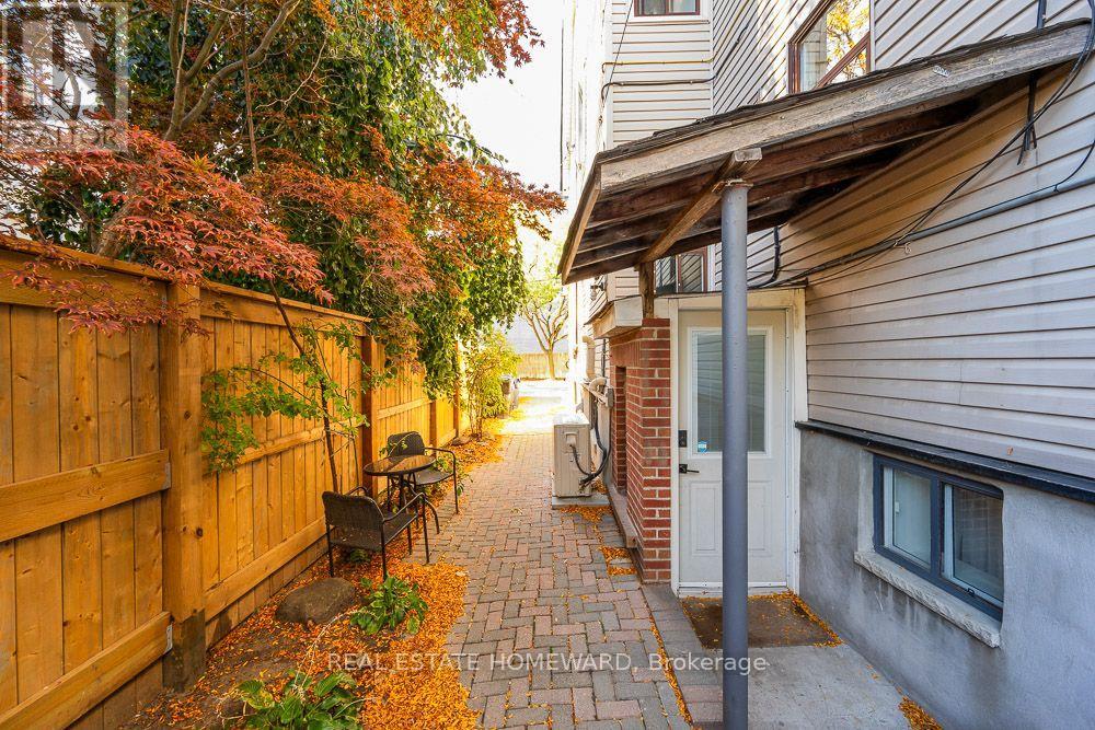 Lower - 145 Boston Avenue, Toronto, Ontario  M4M 2T8 - Photo 23 - E14032760