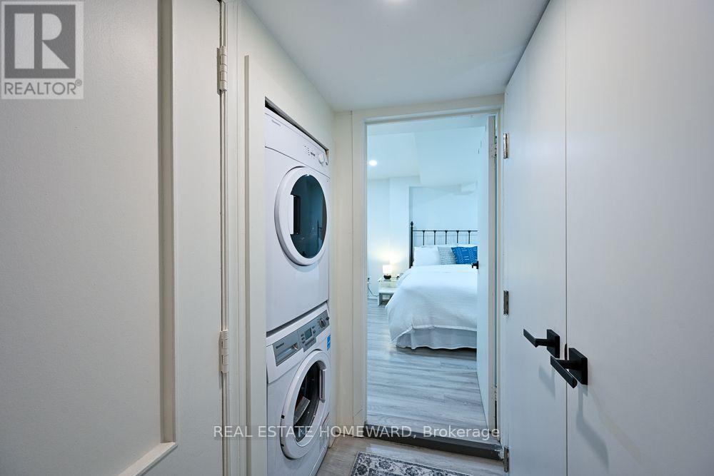 Lower - 145 Boston Avenue, Toronto, Ontario  M4M 2T8 - Photo 15 - E14032760
