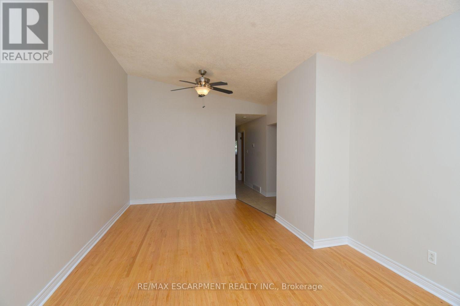 5 Ronaldshay Avenue, Hamilton, Ontario  L9A 3B2 - Photo 11 - X14099930