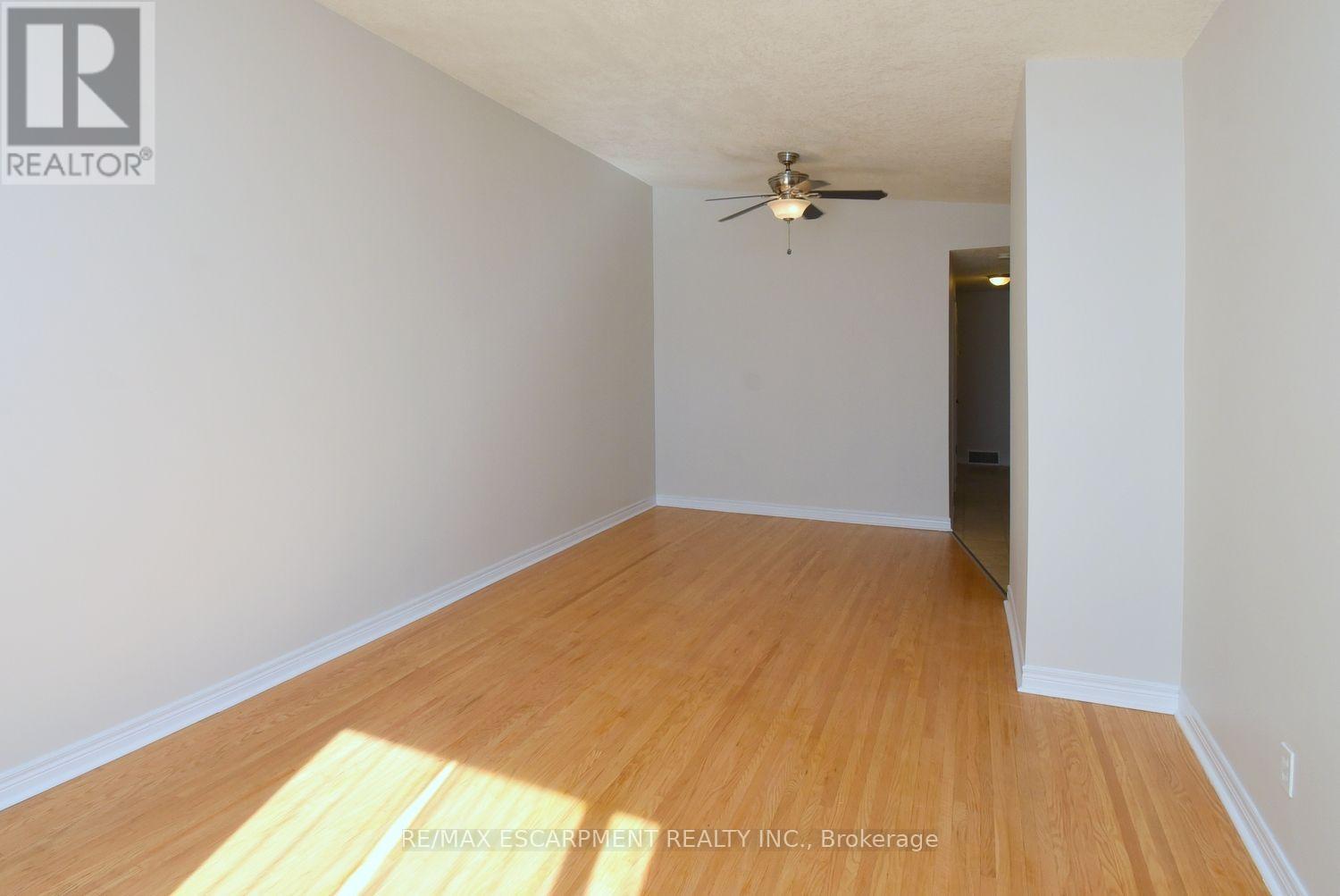5 Ronaldshay Avenue, Hamilton, Ontario  L9A 3B2 - Photo 9 - X14099930
