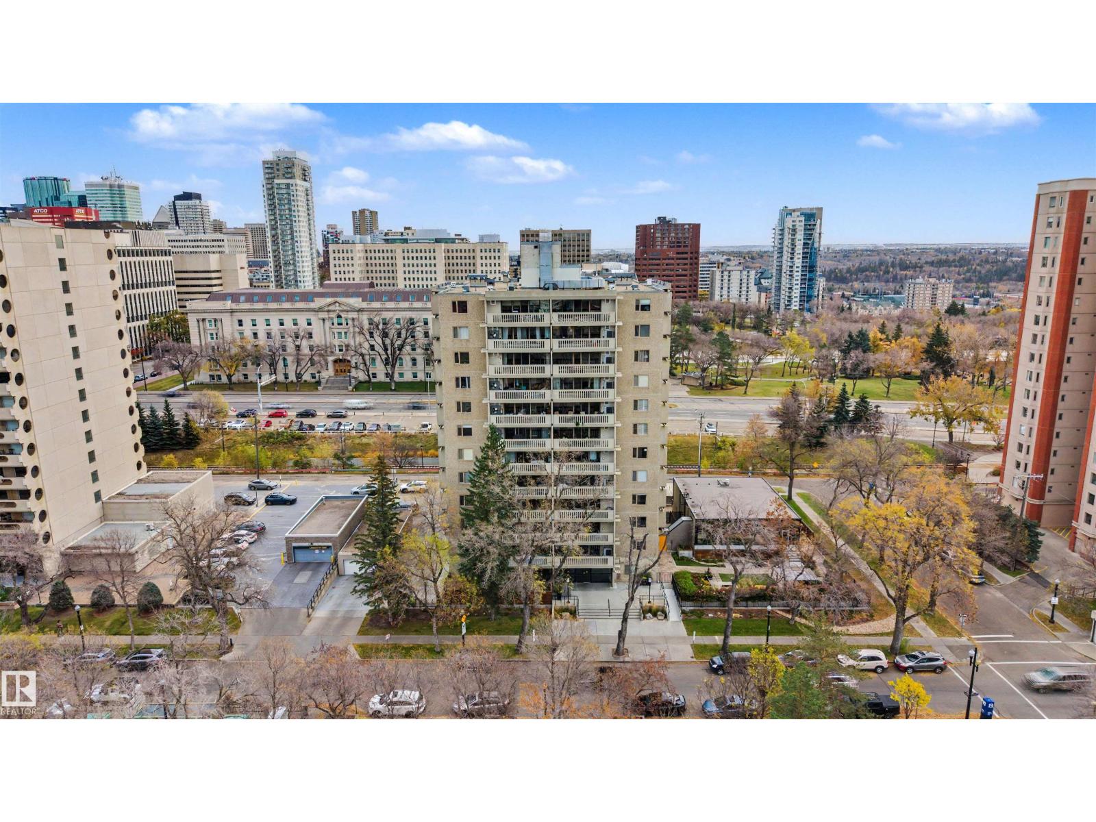 #905 9809 110 ST NW