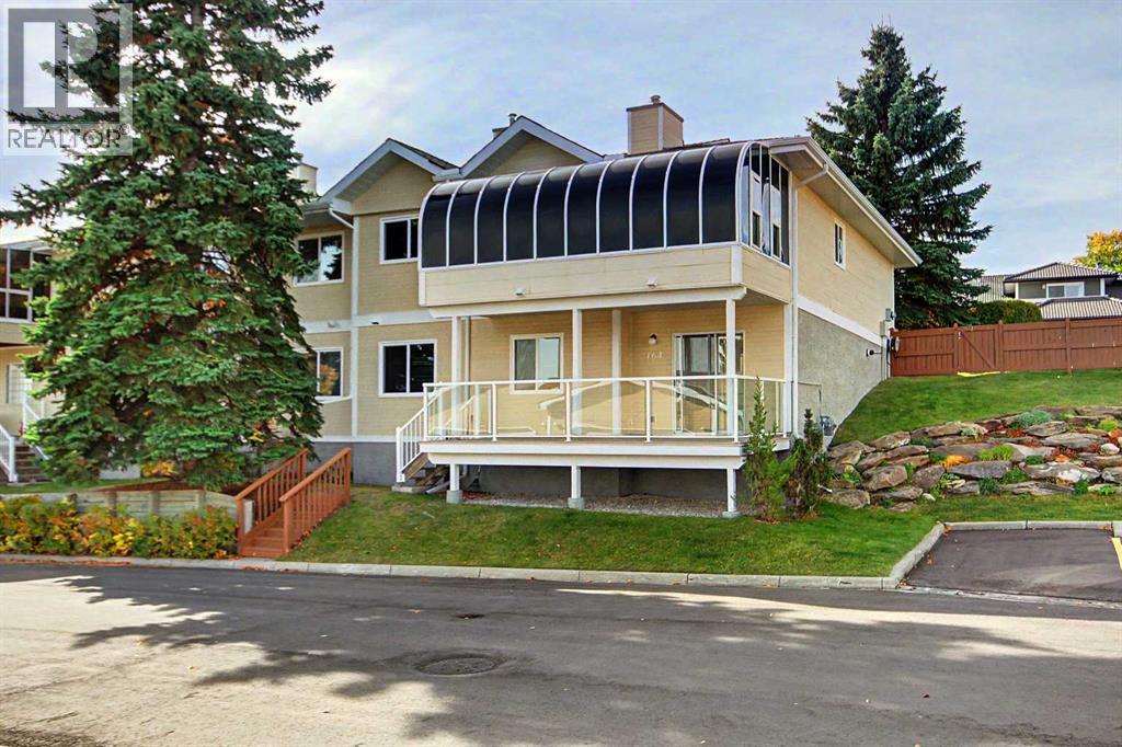 164 Strathaven Circle SW, Calgary, Alberta  T3H 2N5 - Photo 17 - A2351538