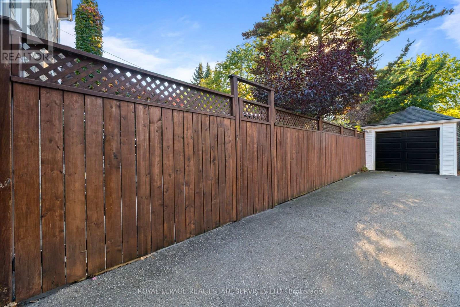 64 Cliveden Avenue, Toronto, Ontario  M8Z 3N1 - Photo 40 - W14097882