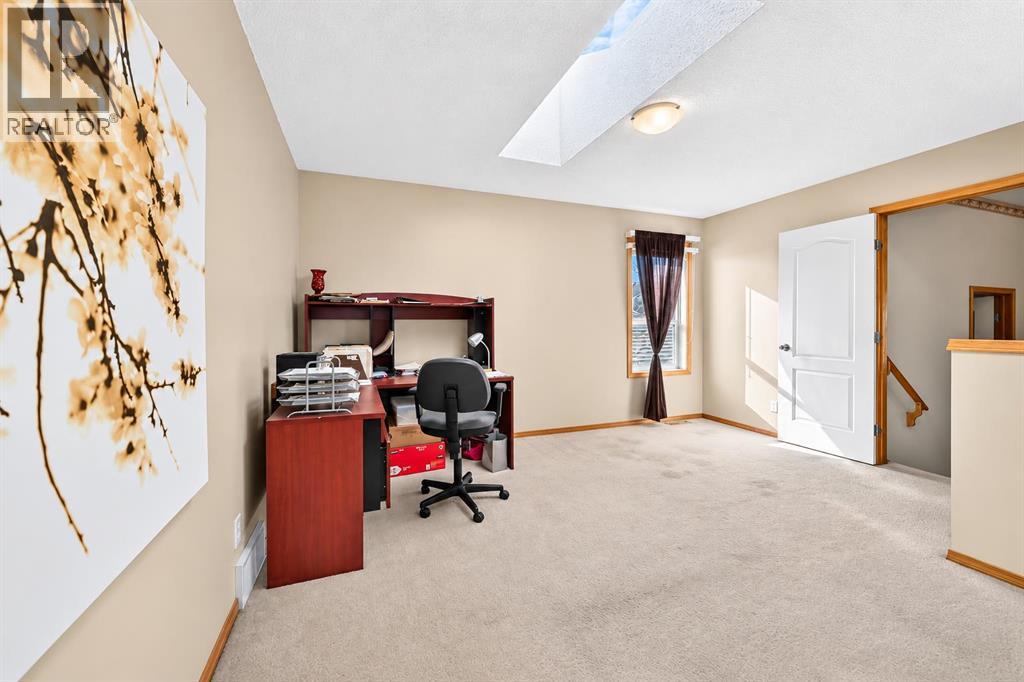 1210 Harvest Hills Drive NE
