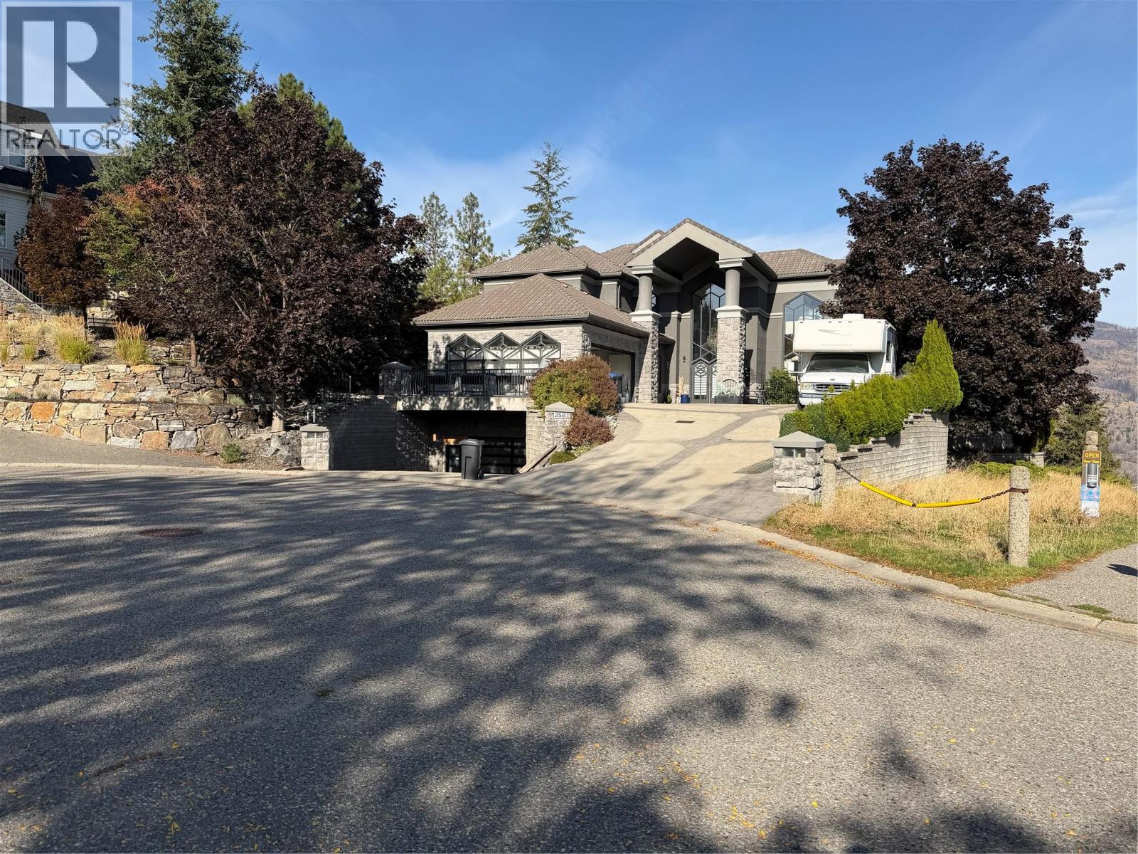 258 Camelot Court, Kelowna, British Columbia