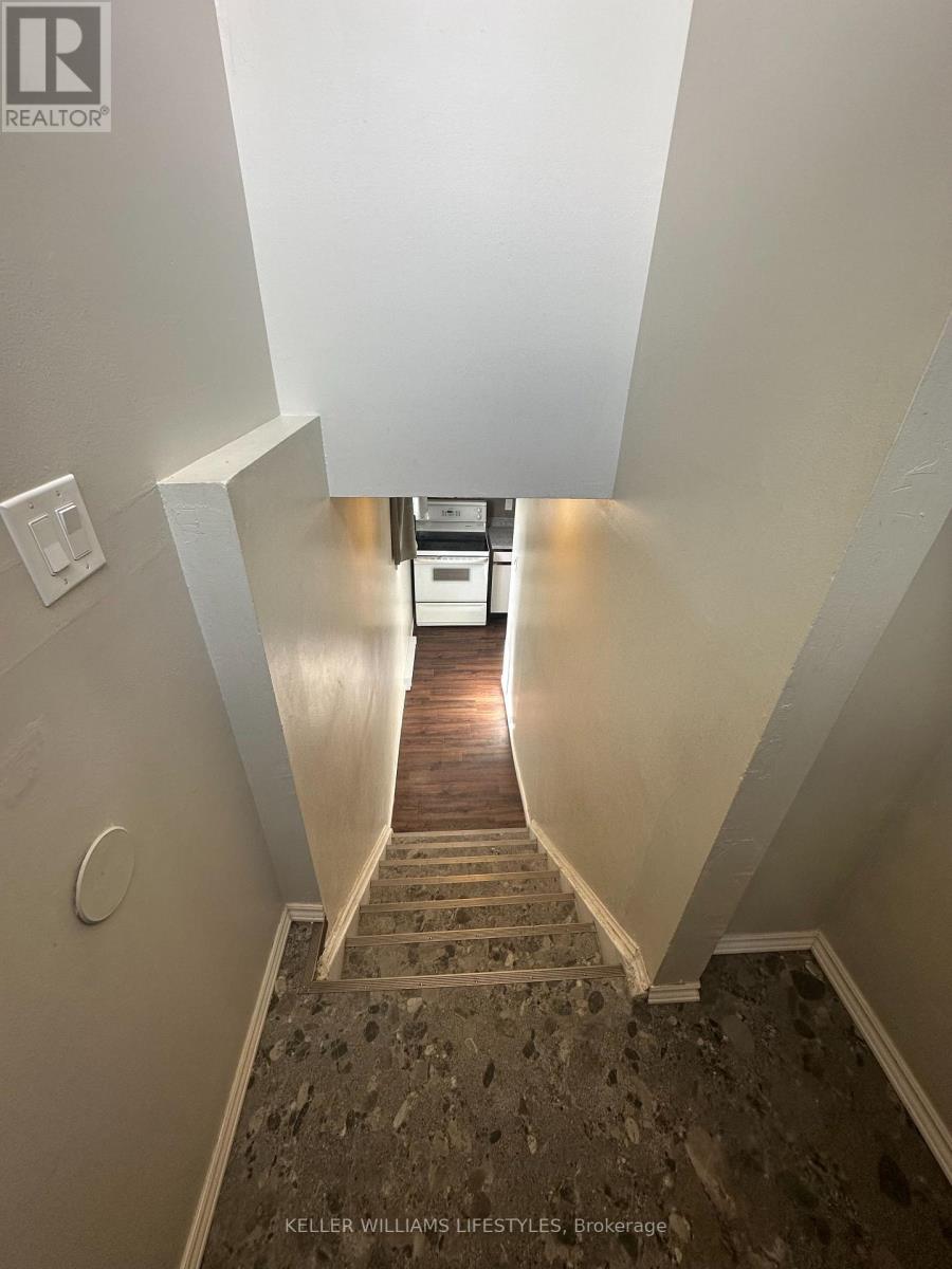 B - 7 Inverness Street, Stratford, Ontario  N5A 1G1 - Photo 3 - X14100014