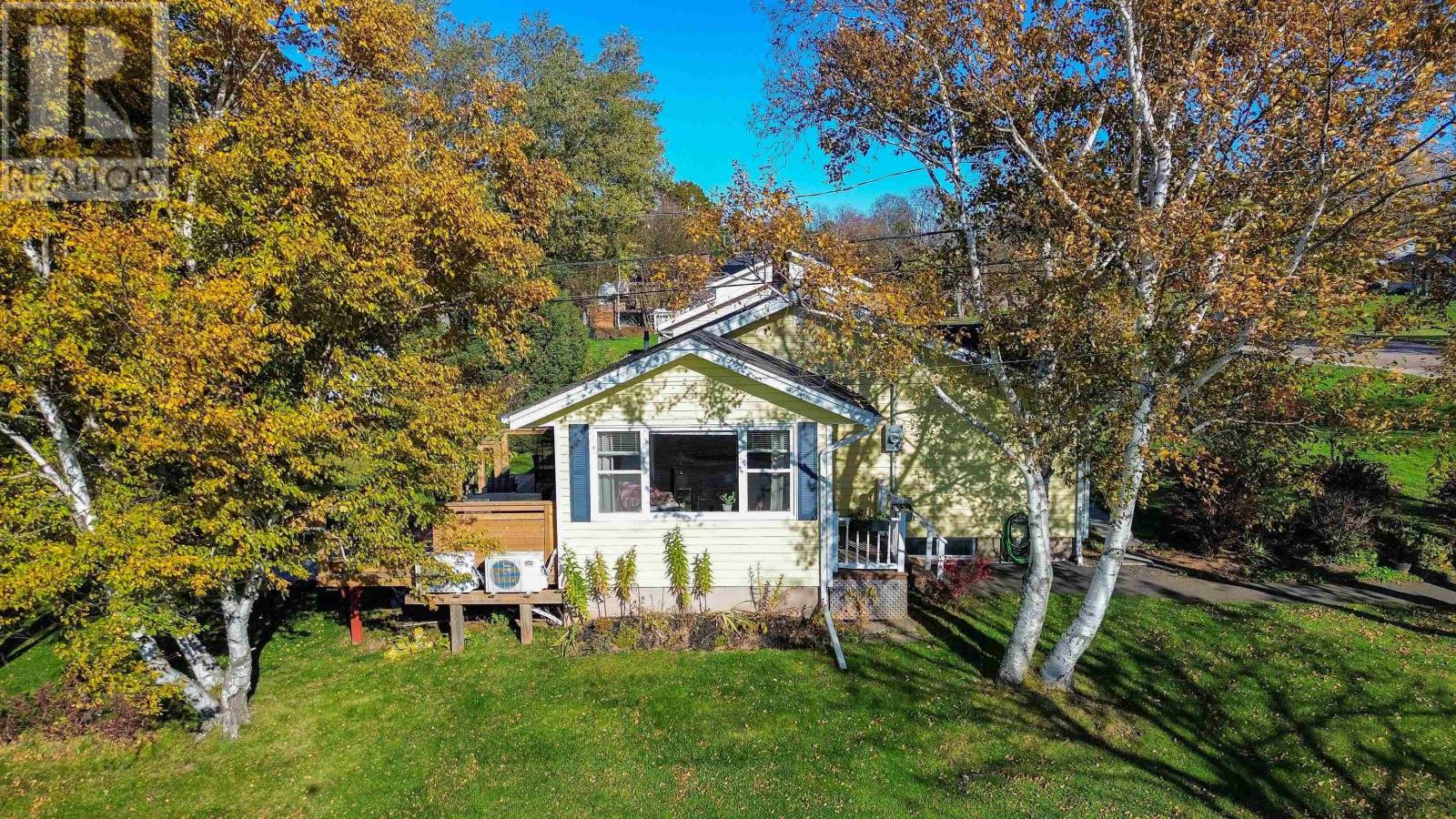 301 North Queen Elizabeth, Charlottetown, Prince Edward Island  C1A 3B4 - Photo 21 - 202626086