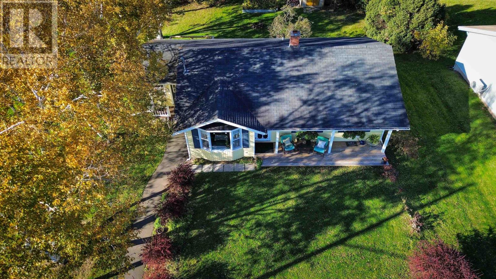 301 North Queen Elizabeth, Charlottetown, Prince Edward Island  C1A 3B4 - Photo 26 - 202626086