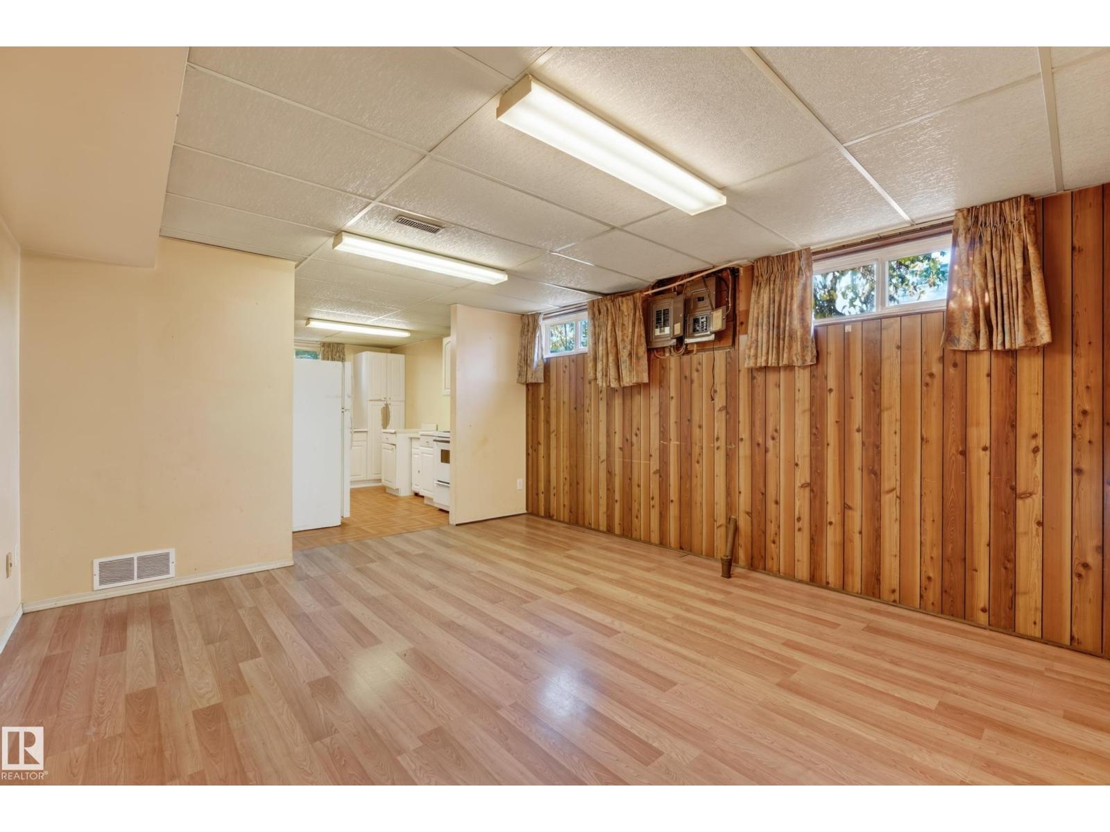 7615 135A AV NW