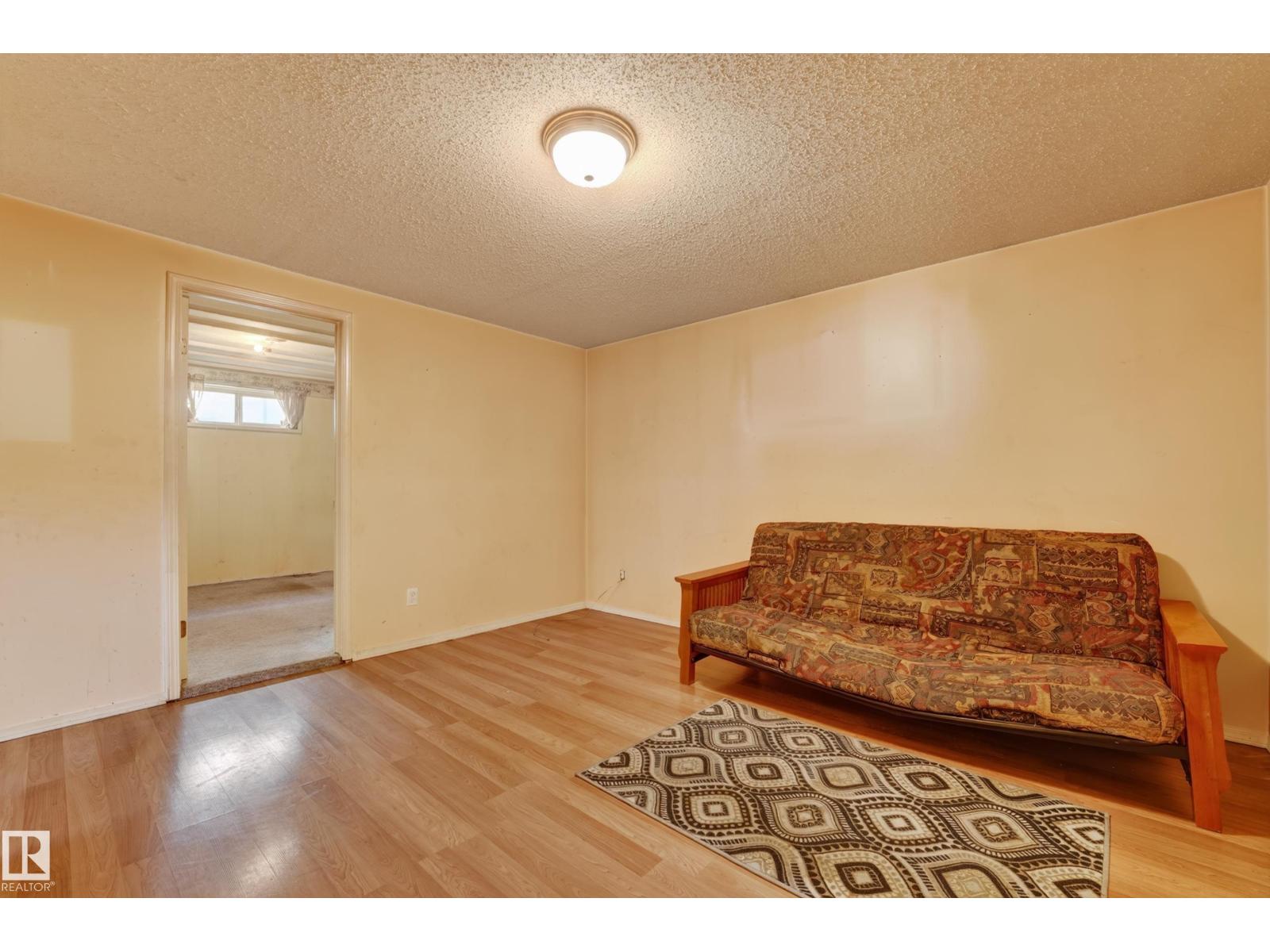 7615 135A AV NW