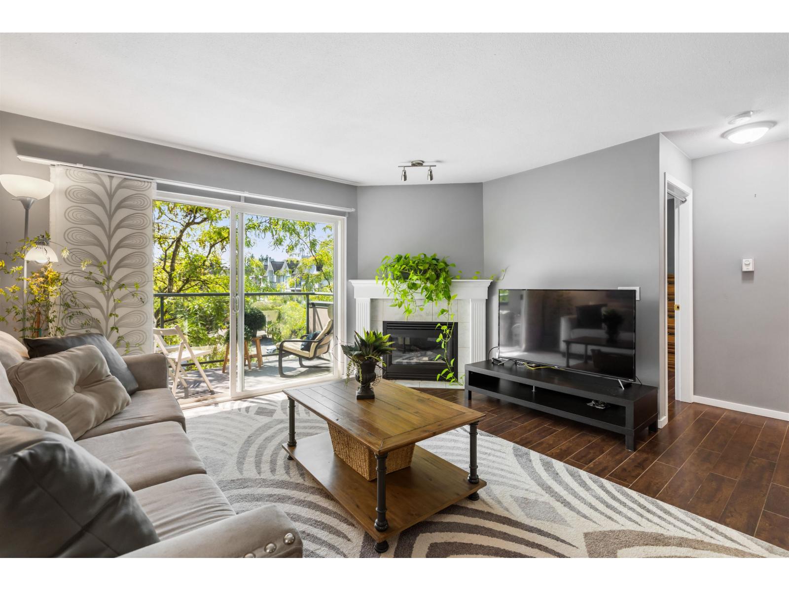 307 33728 King Road, Abbotsford, British Columbia  V2S 8J4 - Photo 5 - R3176753