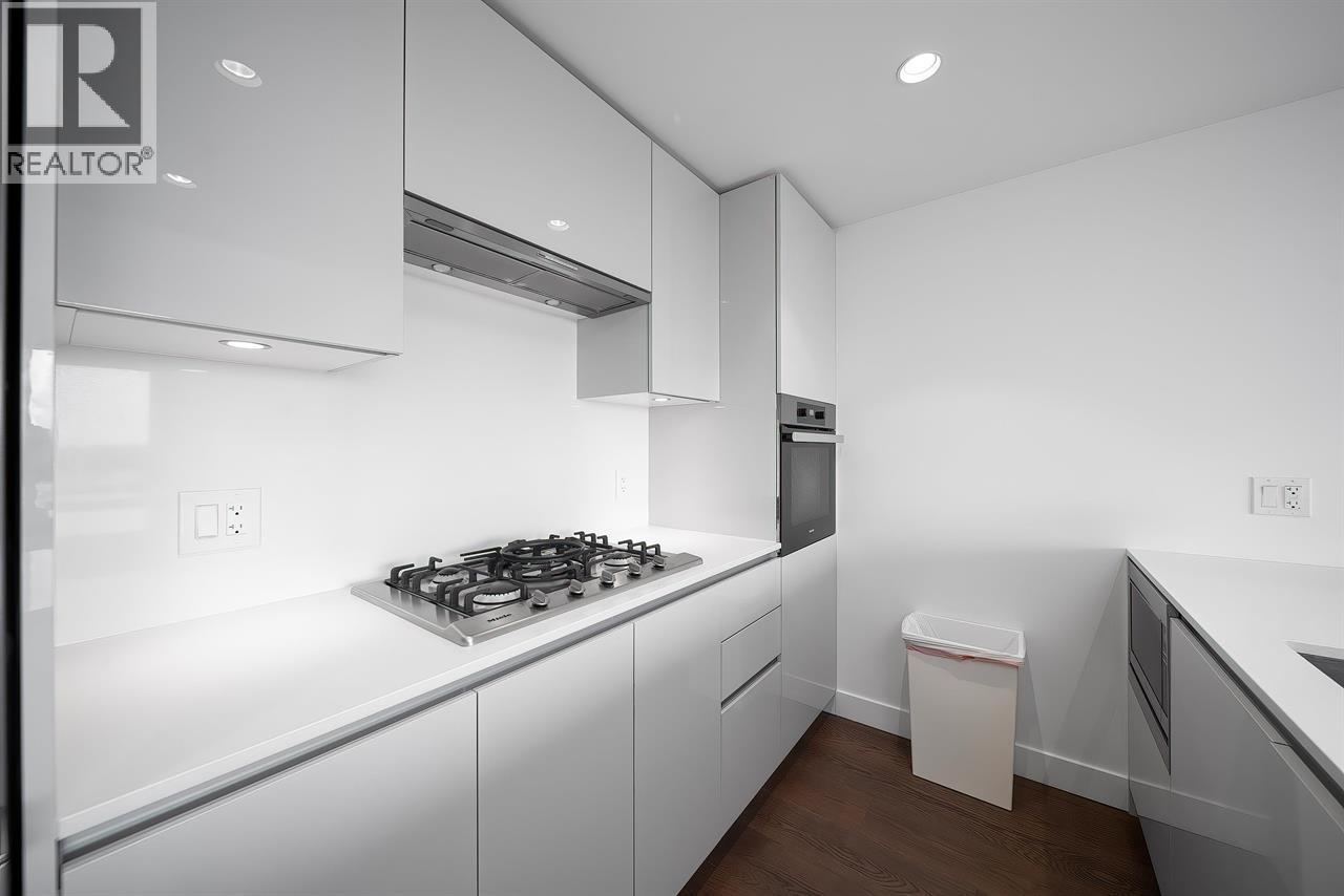 1207 5788 GILBERT ROAD
