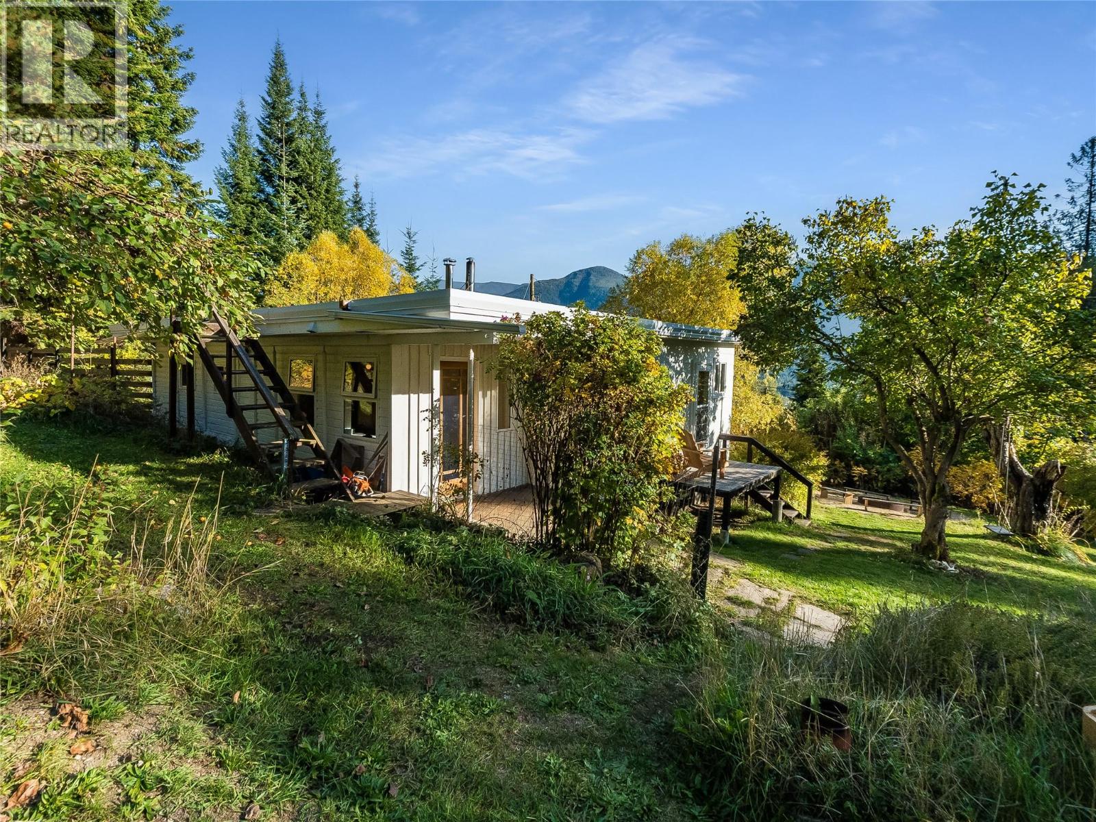 5995 Longbeach Road, Nelson, British Columbia  V1L 6P3 - Photo 66 - 10403828