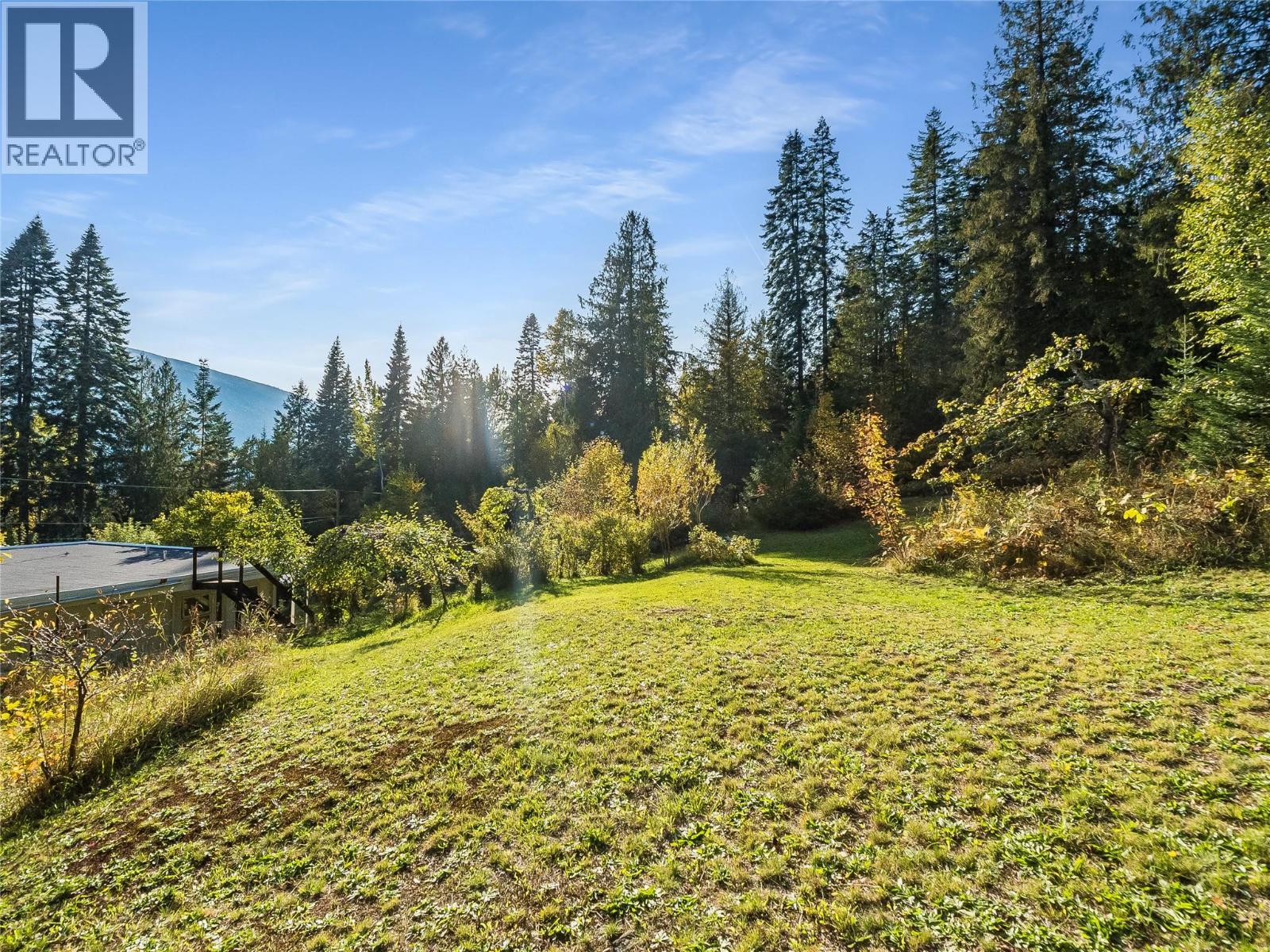 5995 Longbeach Road, Nelson, British Columbia  V1L 6P3 - Photo 65 - 10403828