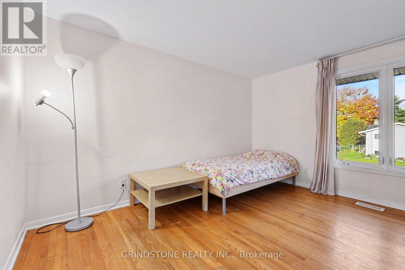 22 Lavina Crescent, Ottawa, Ontario  K2H 7P2 - Photo 12 - X14100028