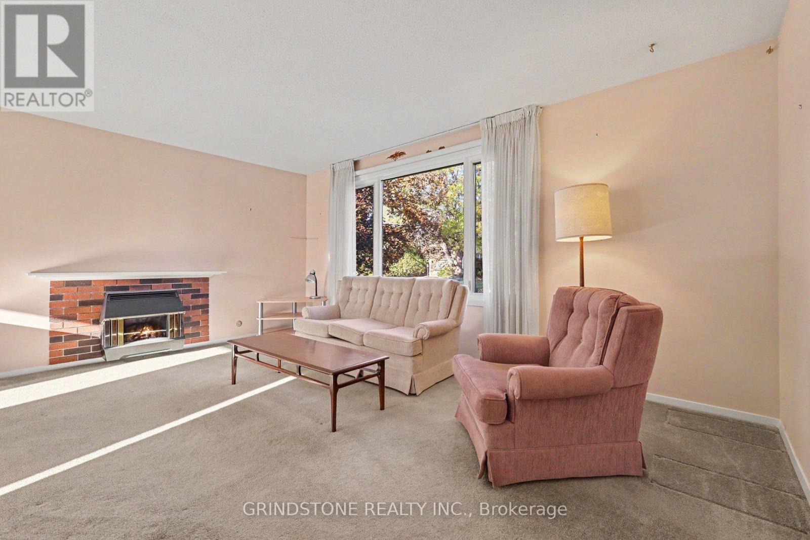 22 Lavina Crescent, Ottawa, Ontario  K2H 7P2 - Photo 4 - X14100028