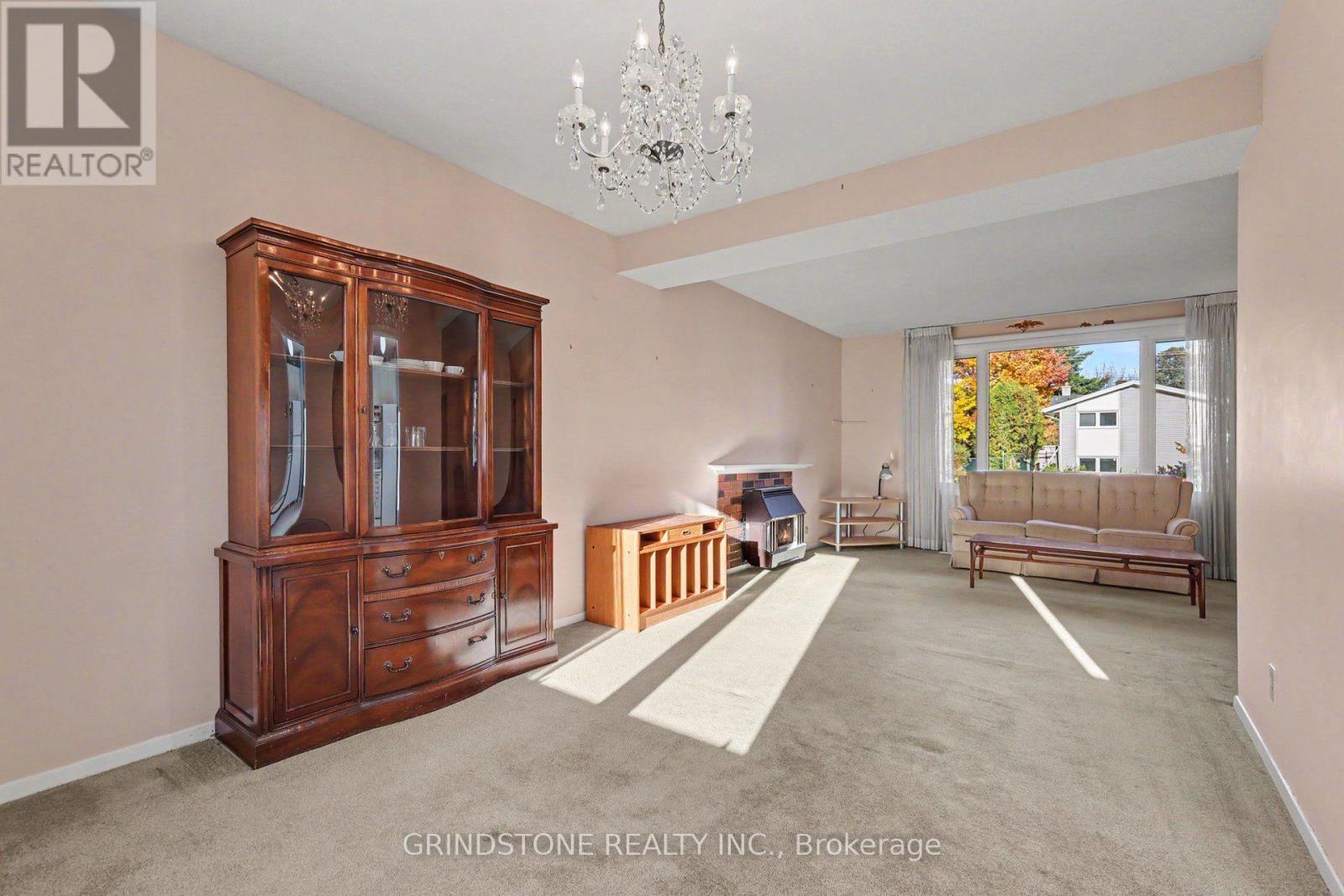 22 Lavina Crescent, Ottawa, Ontario  K2H 7P2 - Photo 7 - X14100028