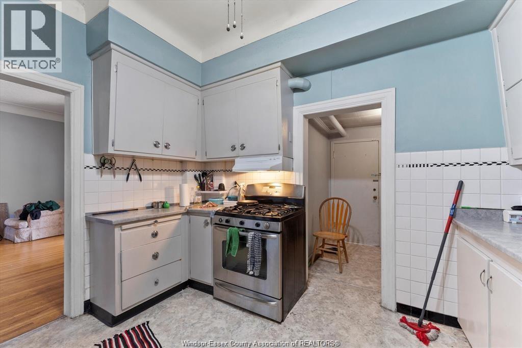 975 Parent, Windsor, Ontario  N9A 2E2 - Photo 18 - 26025817