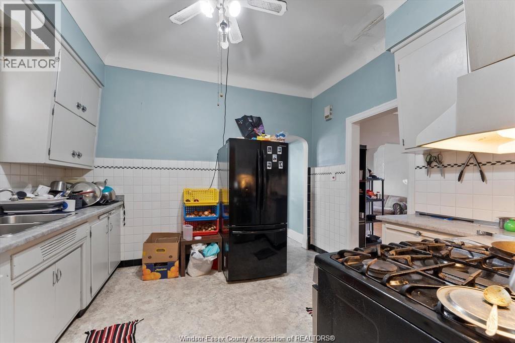 975 Parent, Windsor, Ontario  N9A 2E2 - Photo 19 - 26025817