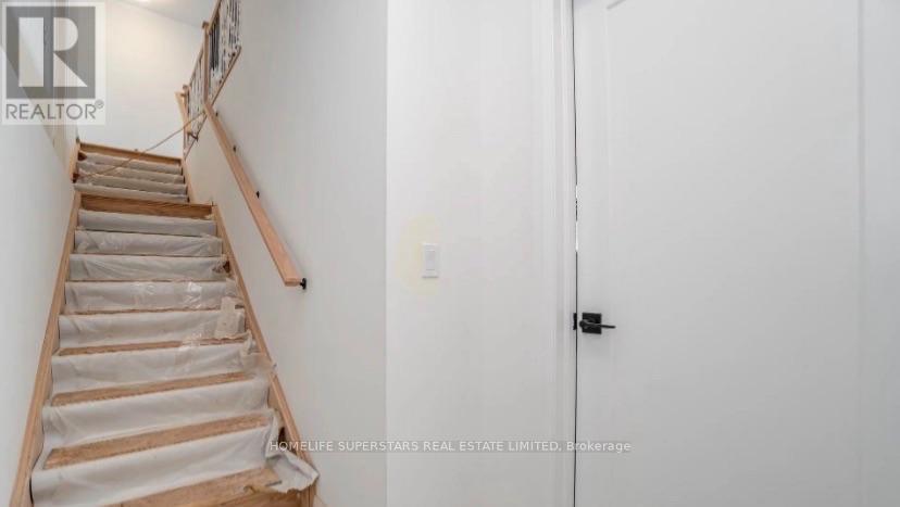 8 Santa Barbra Lane, Halton Hills, Ontario  L7G 0P7 - Photo 25 - W14090462