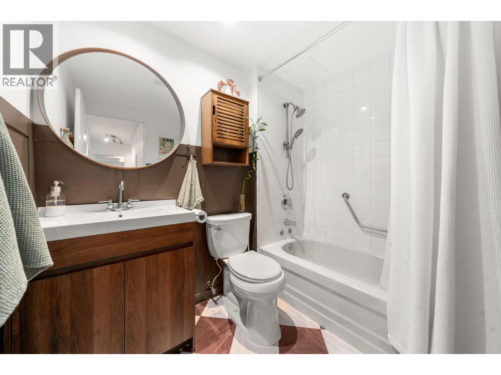 201 101 E 29th Street, North Vancouver, British Columbia  V7N 1C5 - Photo 25 - R3177104
