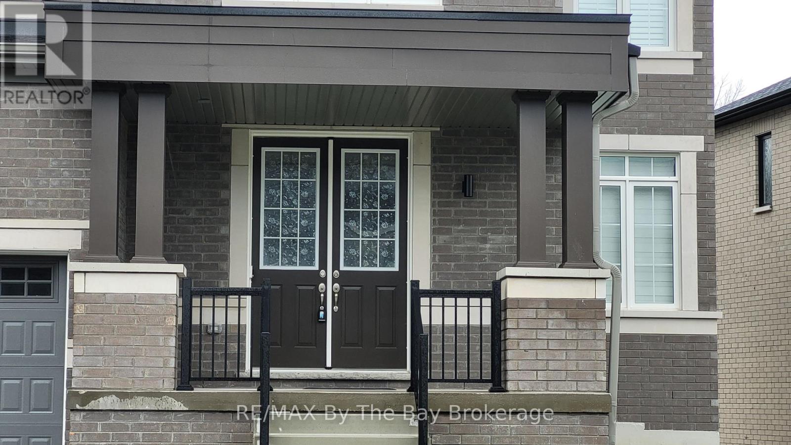 32 Rosanne Circle, Wasaga Beach, Ontario  L9Z 0N3 - Photo 2 - S14100044