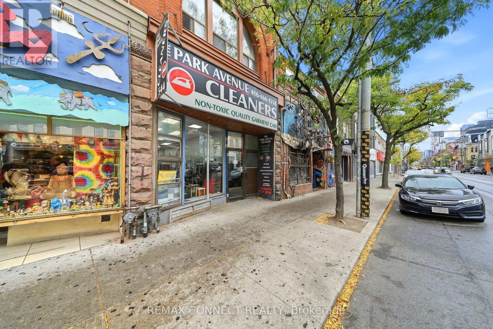 544 QUEEN STREET W, Toronto, Ontario