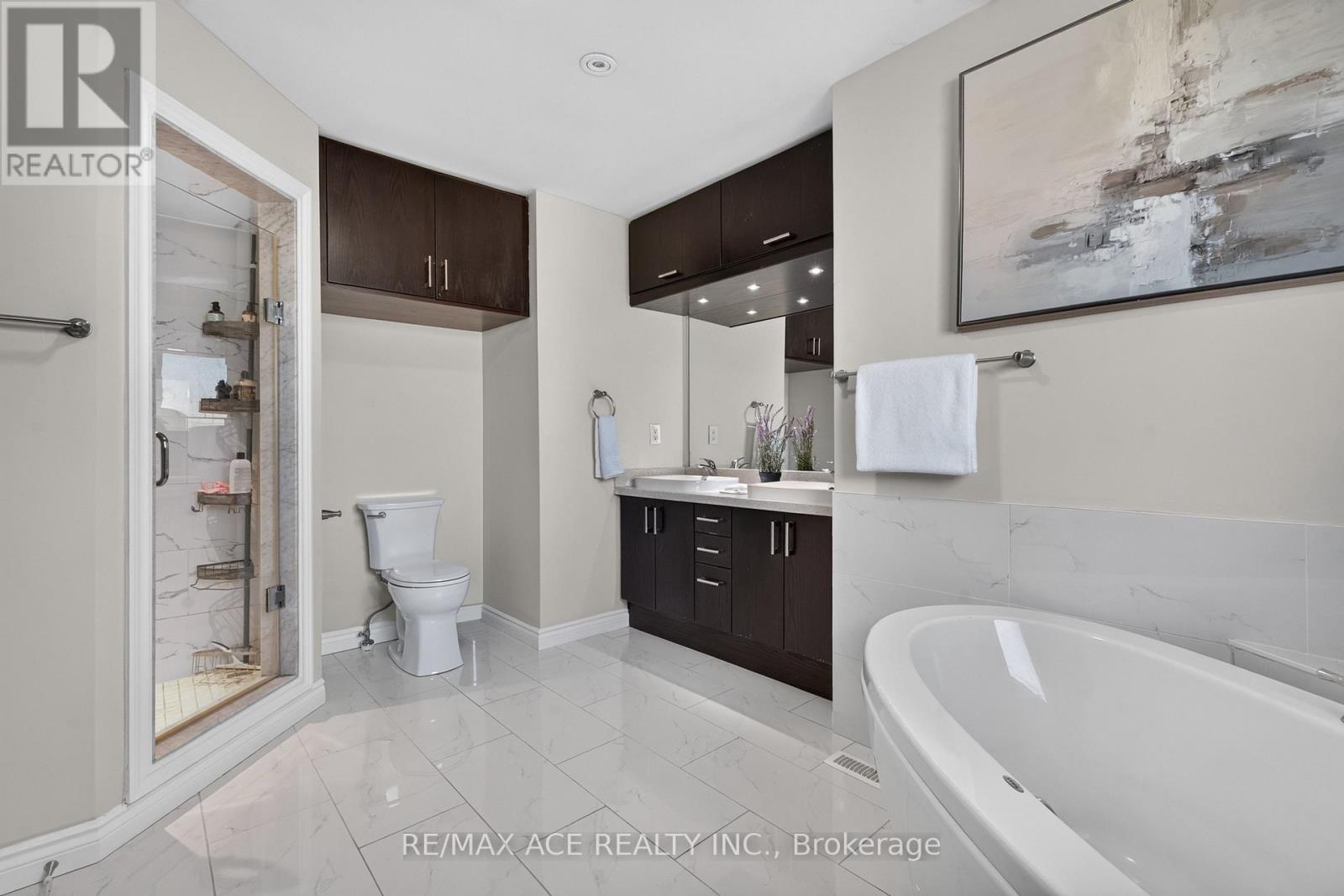 1690 Major Oaks Road, Pickering, Ontario  L1X 1X1 - Photo 31 - E14100048