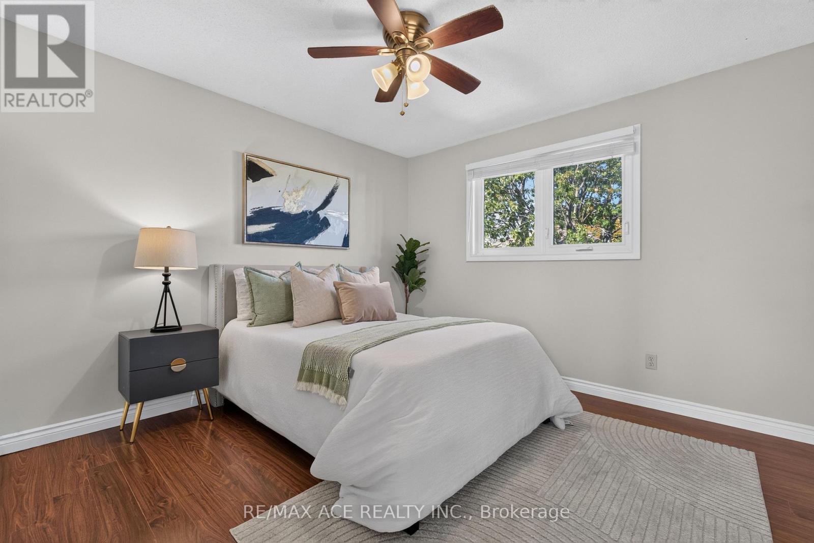 1690 Major Oaks Road, Pickering, Ontario  L1X 1X1 - Photo 32 - E14100048