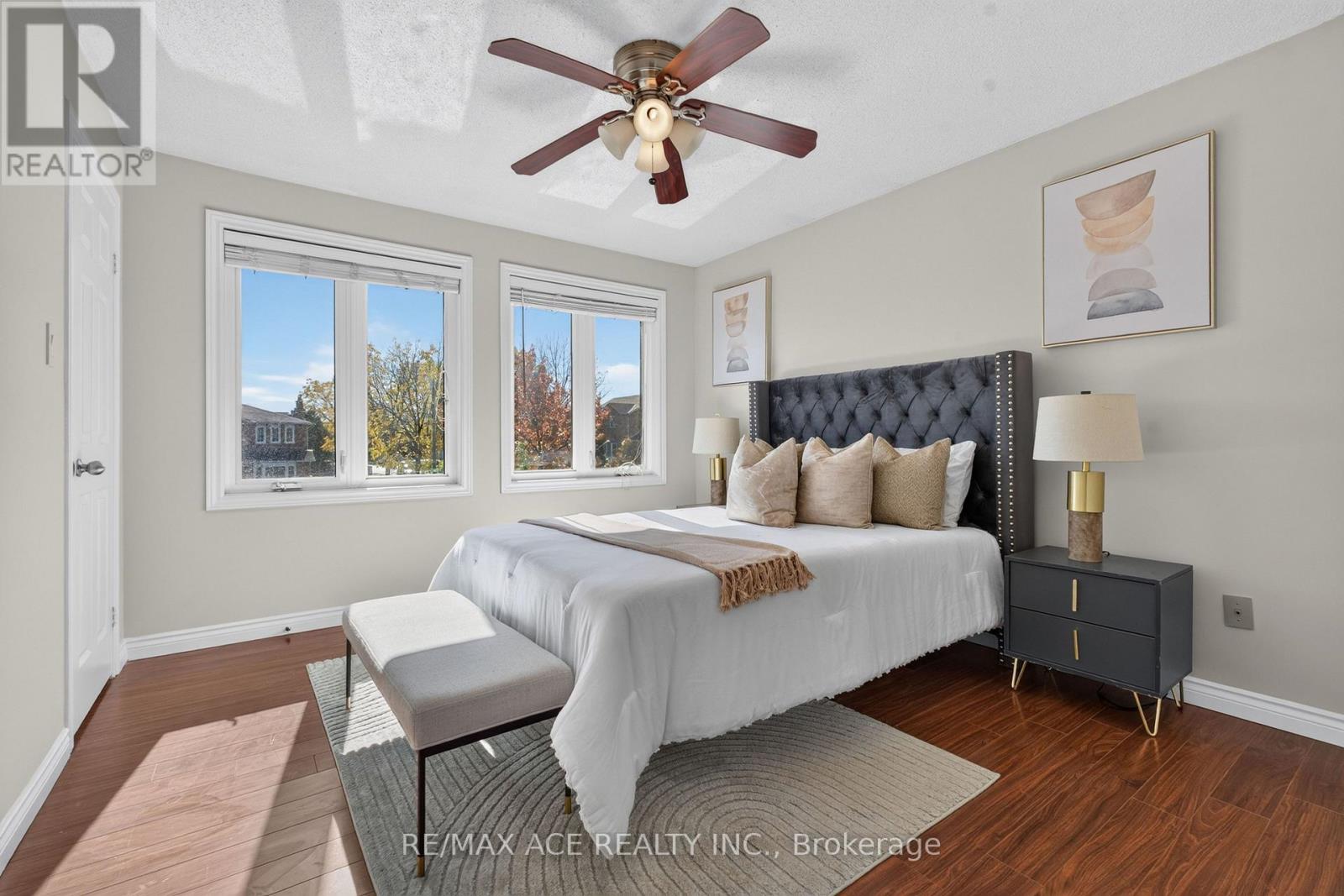 1690 Major Oaks Road, Pickering, Ontario  L1X 1X1 - Photo 35 - E14100048