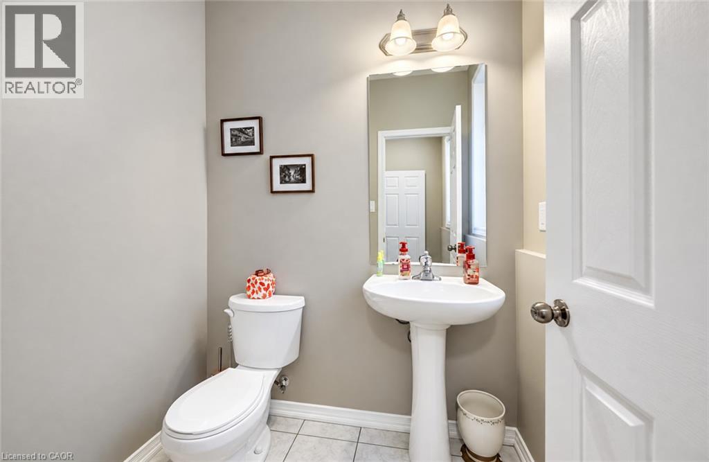 91 Cook Street, Binbrook, Ontario  L0R 1C0 - Photo 17 - 40871827