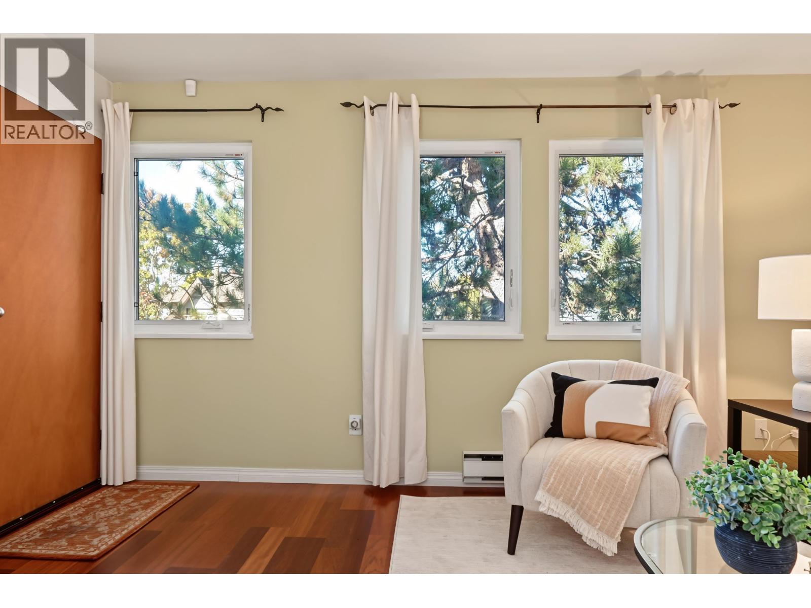 4 2682 W 8th Avenue, Vancouver, British Columbia  V6K 2B6 - Photo 4 - R3176408