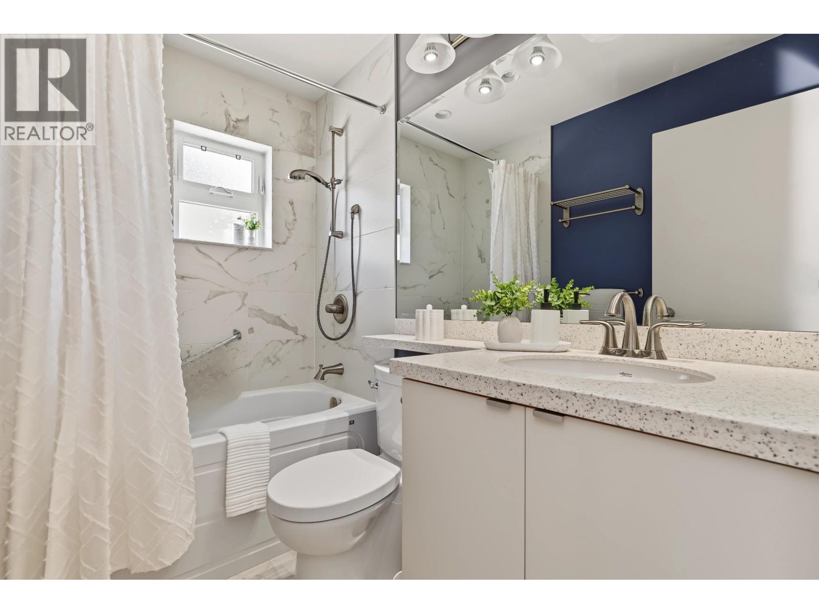 4 2682 W 8th Avenue, Vancouver, British Columbia  V6K 2B6 - Photo 12 - R3176408