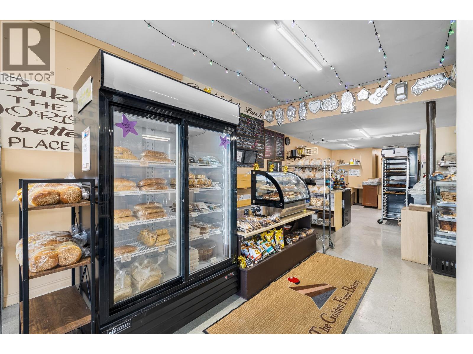 1025 CANYON Street Unit# Leased Premises Of