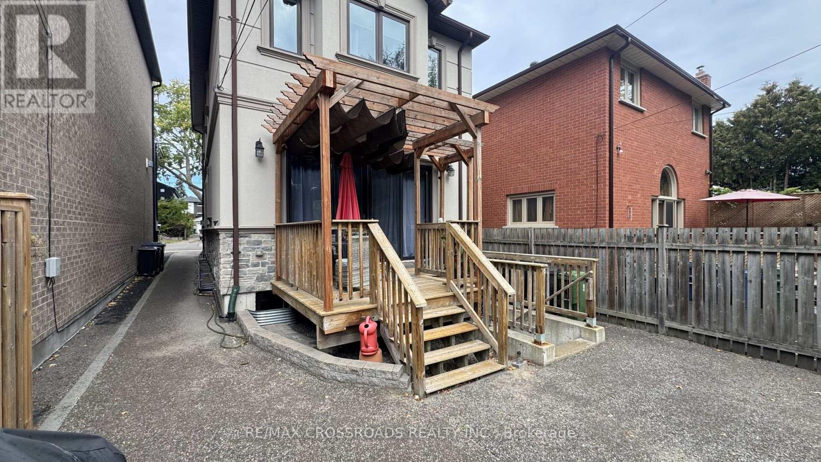 43 Waniska Avenue, Toronto, Ontario  M8Y 1R1 - Photo 15 - W14099218