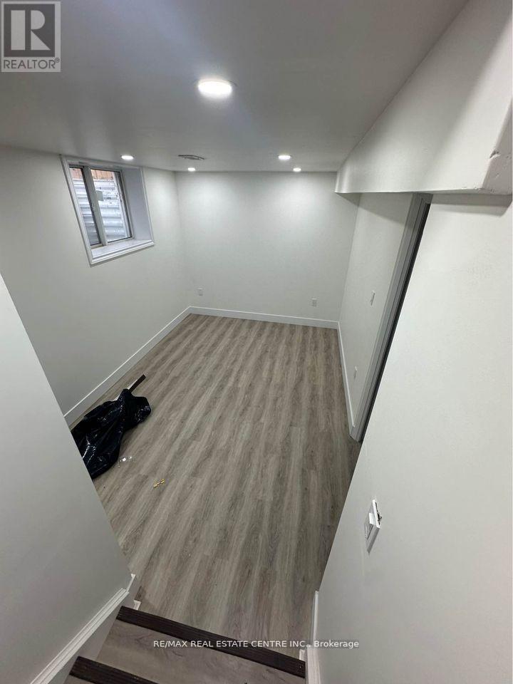 Basemen - 3916 Auckland Avenue, London South, Ontario  N6L 0J3 - Photo 12 - X14100058