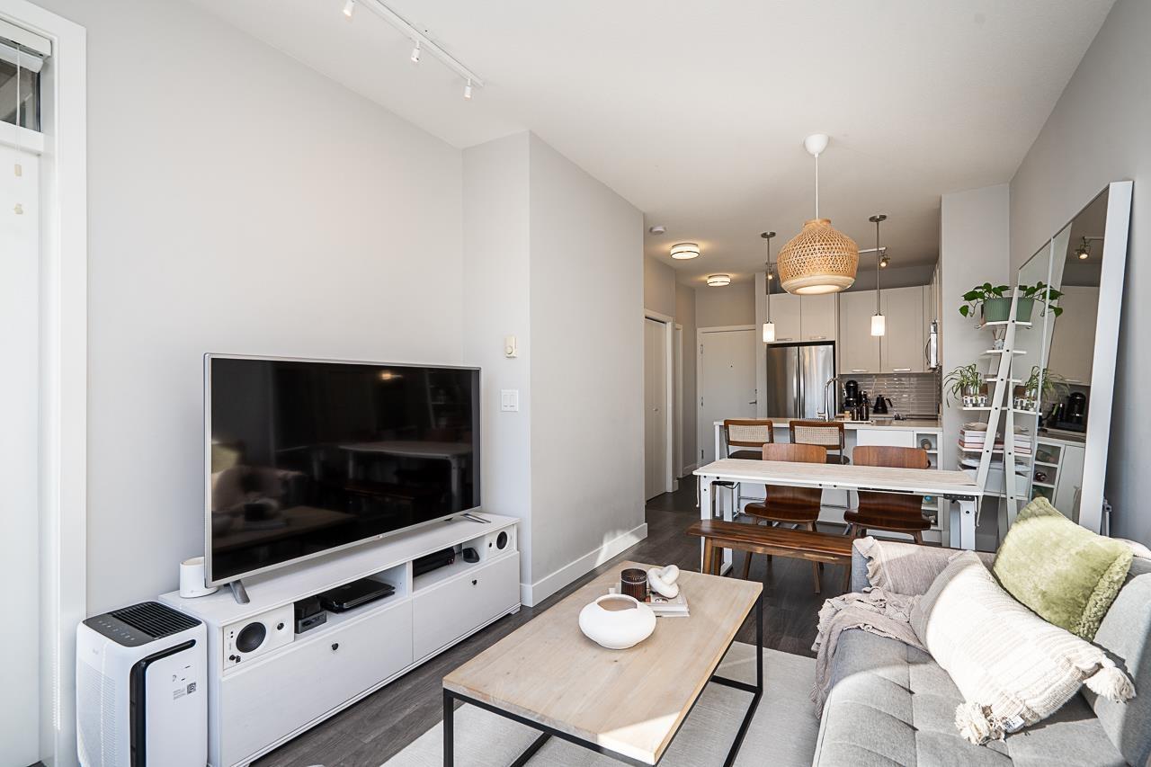 405 15388 105 Avenue, Surrey, British Columbia  V3R 0C4 - Photo 4 - R3176792