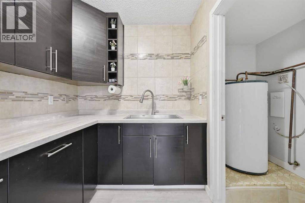 409, 3500 Varsity Drive Nw, Calgary, Alberta  T2L 1Y3 - Photo 11 - A2352116