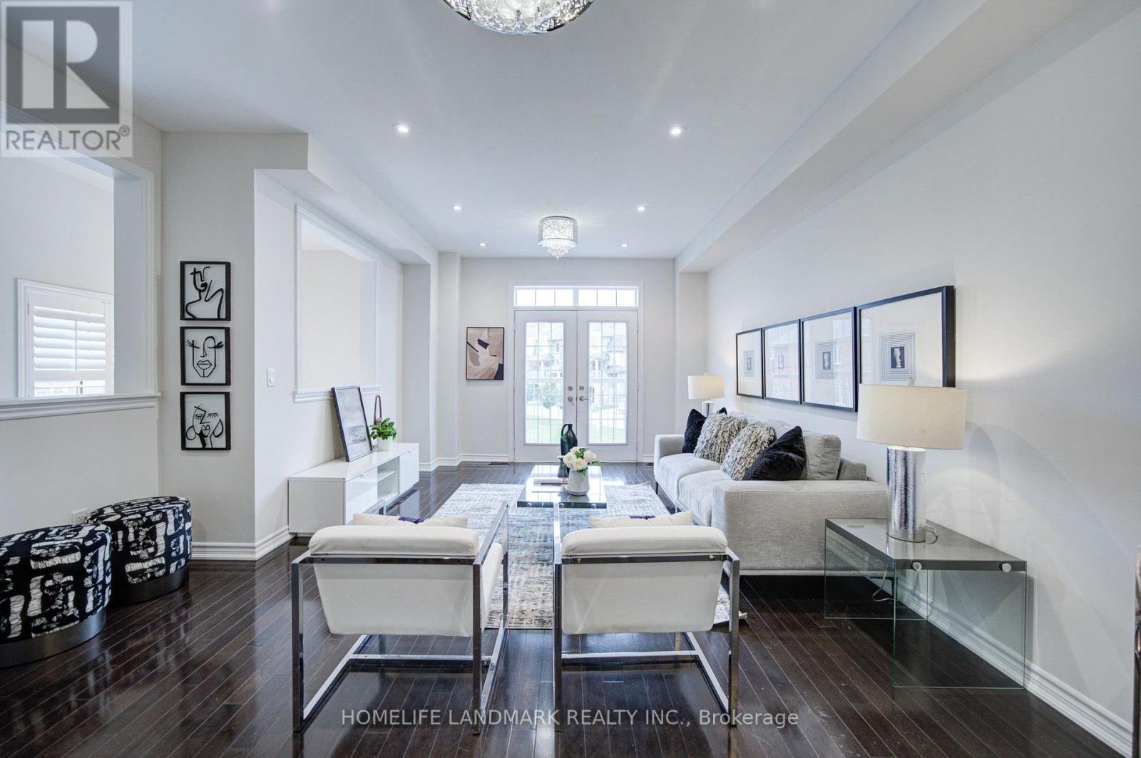 17 Etherington Way, Markham, Ontario  L6C 0X4 - Photo 6 - N13837782