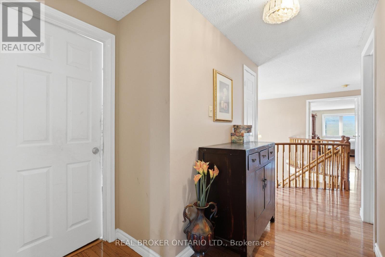 5683 Shillington Drive, Mississauga, Ontario  L5R 3N5 - Photo 26 - W14084098