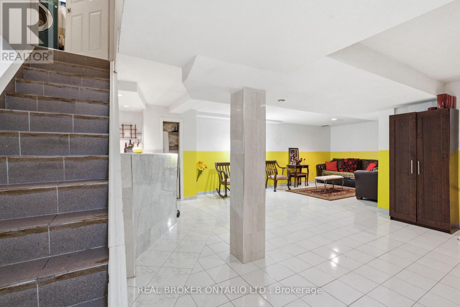 5683 Shillington Drive, Mississauga, Ontario  L5R 3N5 - Photo 34 - W14084098